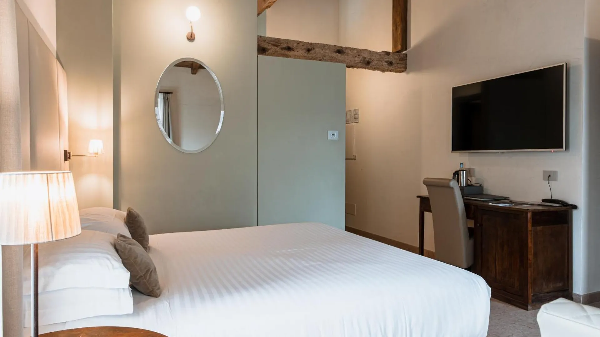 Corte Regia Relais & Spa Valeggio sul Mincio 4*,